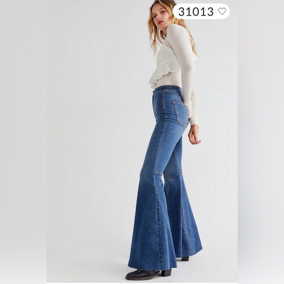 NWT Free People We The Free Just Float On Flare Denim Bell Bottom Jeans 25 - Picture 7 of 16